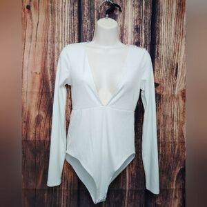 Forever 21 v-cut women's white bodysuit size Medium